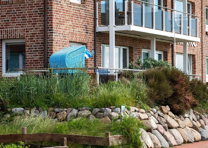 アパート Besan ユイスト